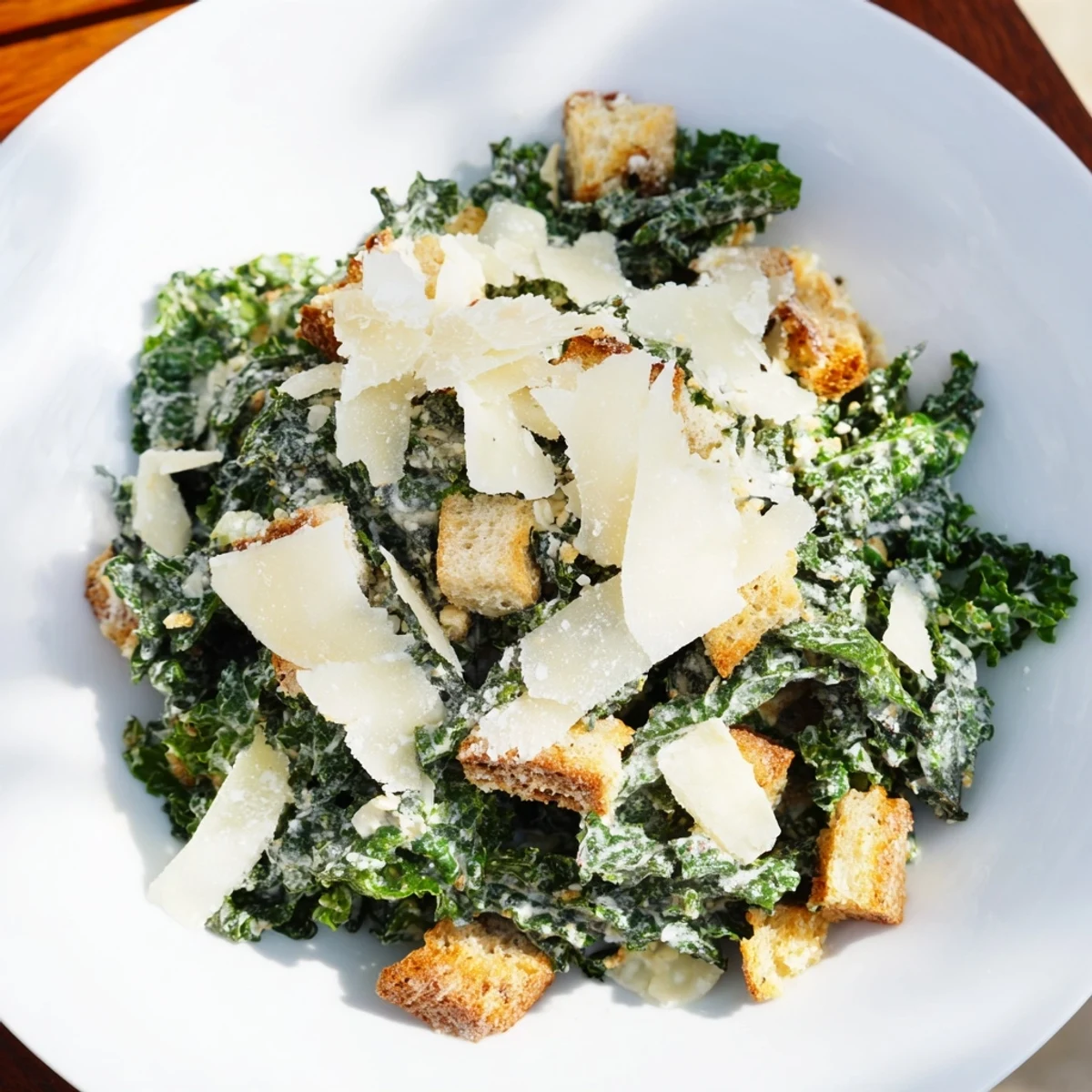 Kale Caesar Salat frisch